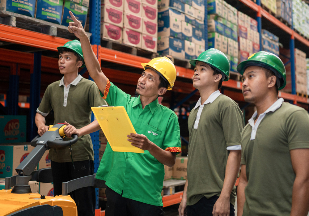 Karir-Warehouse-Management